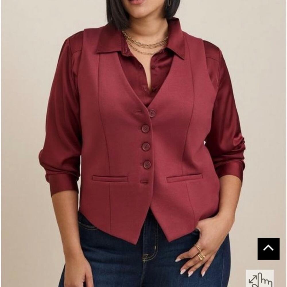 Torrid Sz 1 / 1X Studio Luxe Ponte Vest Maroon Burgundy Tailored Preppy Career - Picture 3 of 15